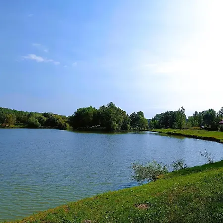 Pri Jazere Kolárovo