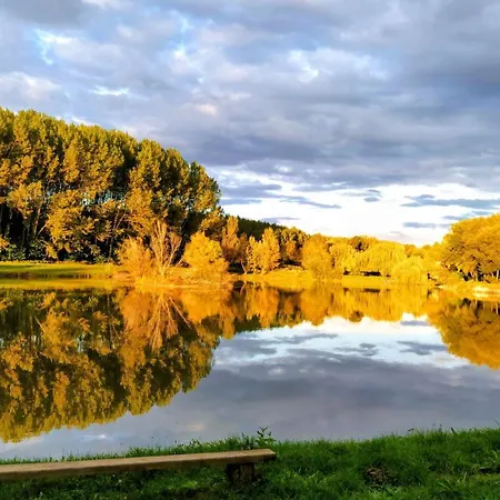 Pri Jazere Casa vacanze Kolárovo