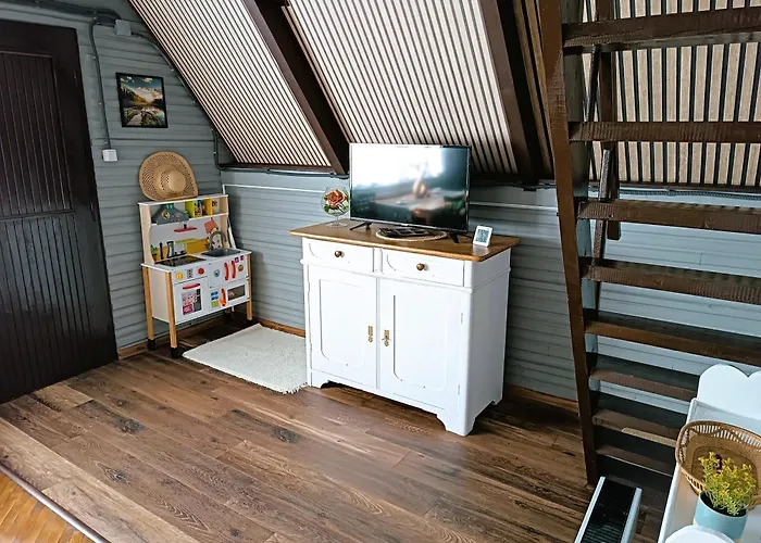 Pri Jazere بيت للعطل Kolárovo